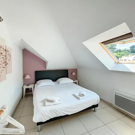 Au Fil De L'eau - Le Jerzual Apartment
